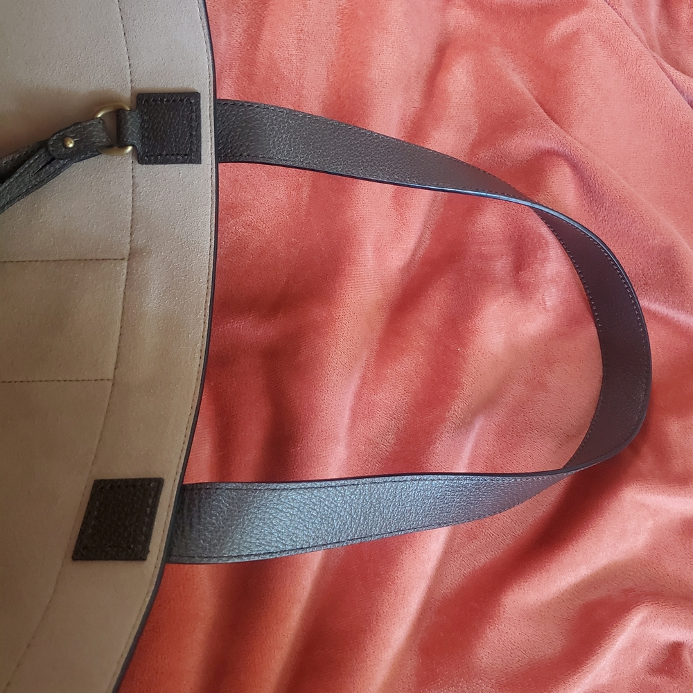 Gucci Beige and Green Tote with Red Stripe - Picture 5 of 16